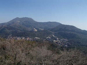 絹笠山から見た雲仙普賢岳